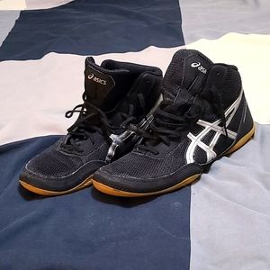 Mens Asics Wrestling Shoes in Great Condition